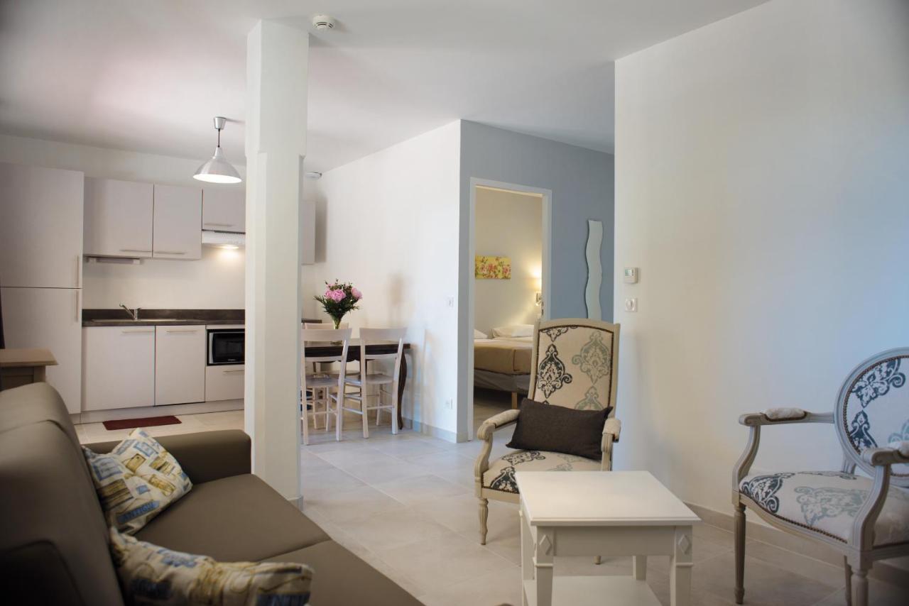 Appartements Des Joncas マルティーグ エクステリア 写真